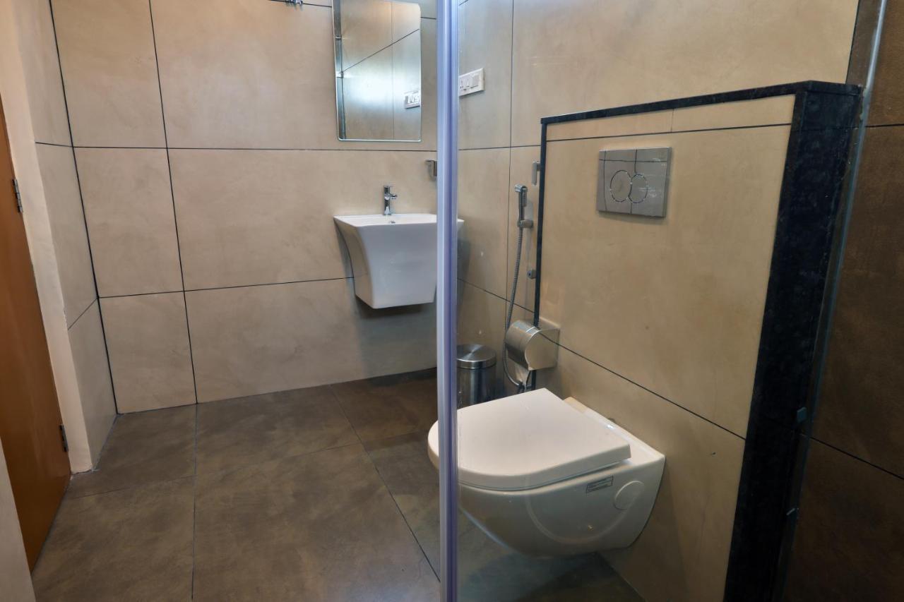 טירובאלה Castle Brook Residential Homestay מראה חיצוני תמונה