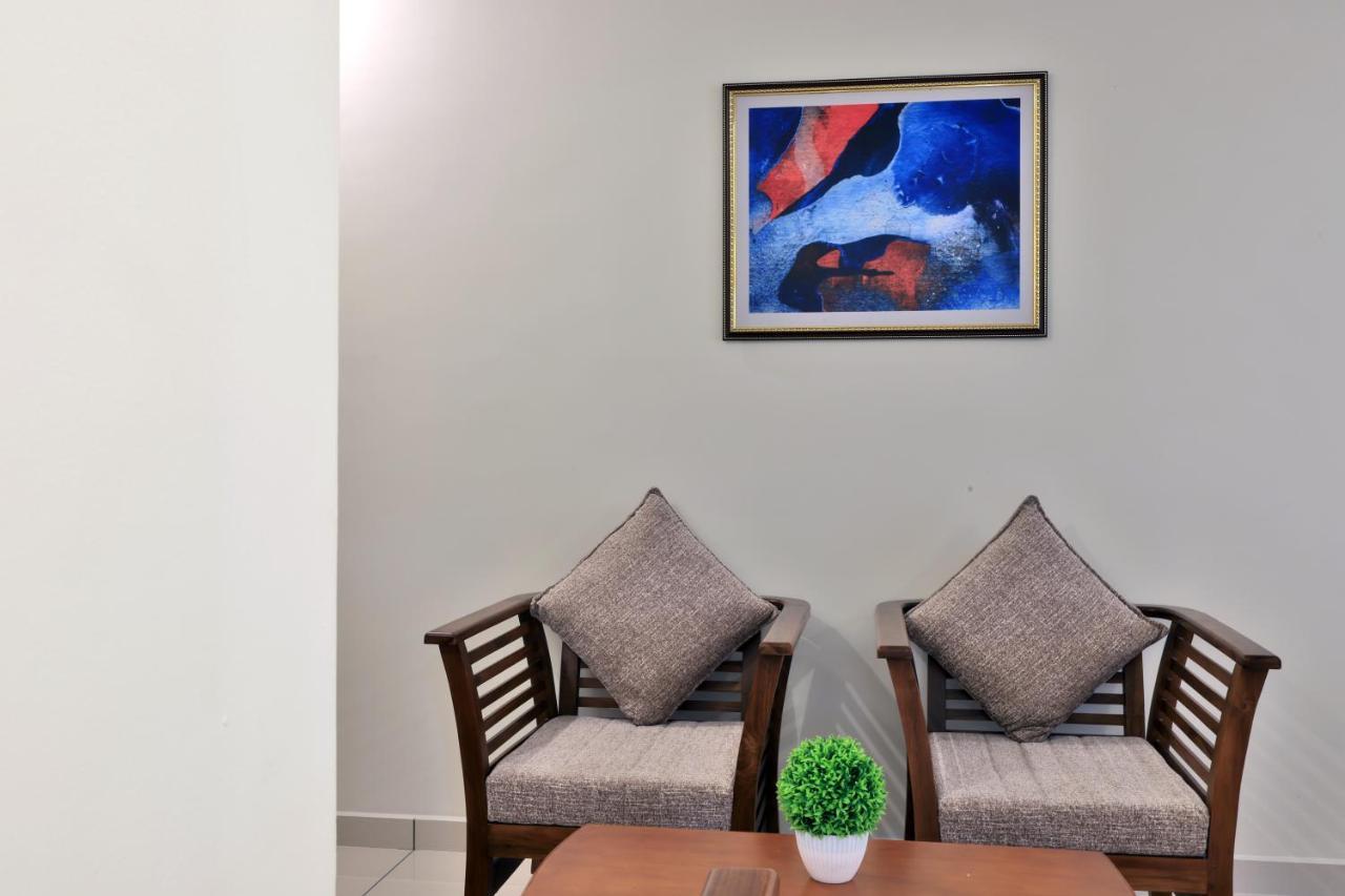 טירובאלה Castle Brook Residential Homestay מראה חיצוני תמונה