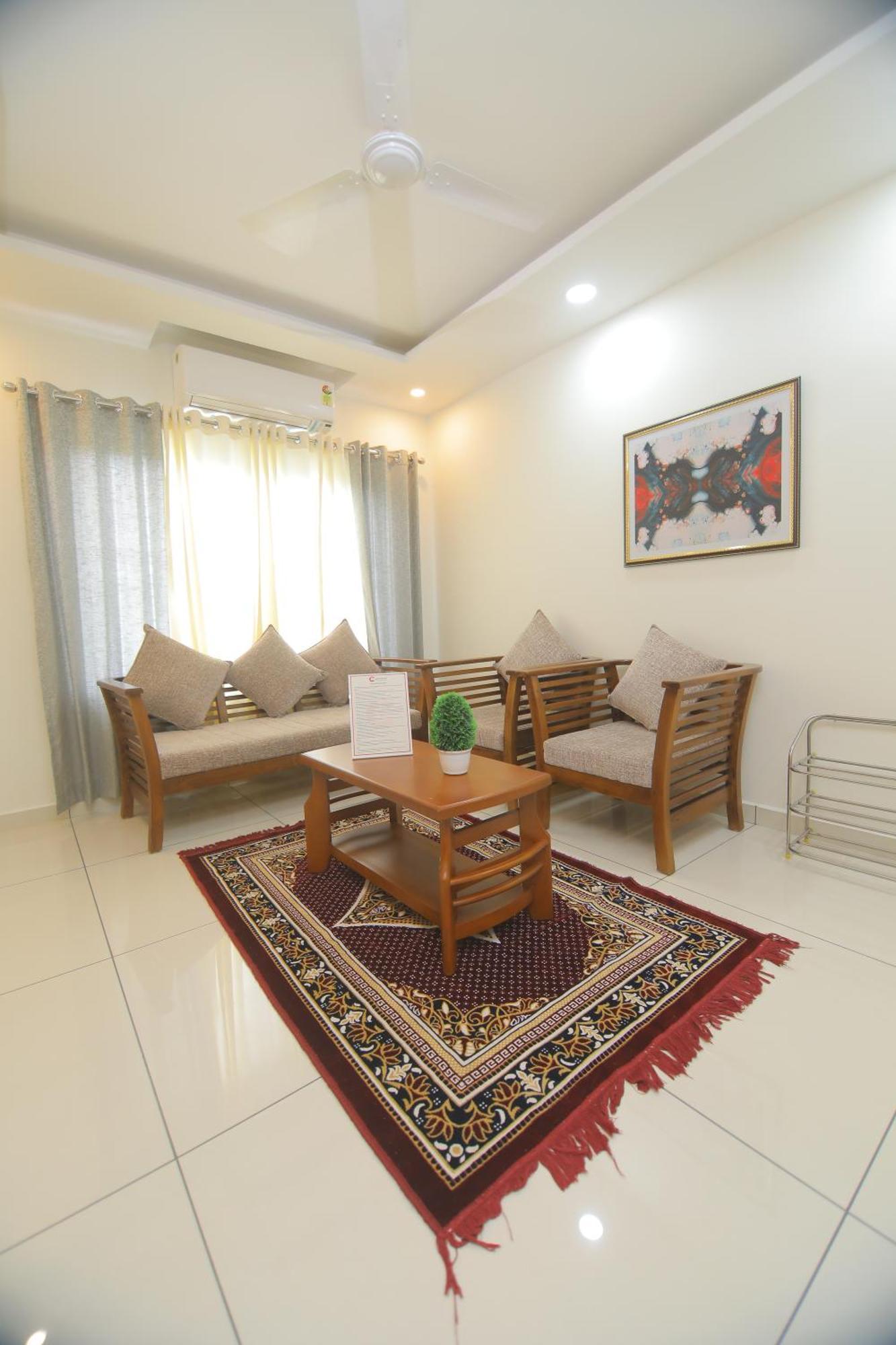 טירובאלה Castle Brook Residential Homestay מראה חיצוני תמונה